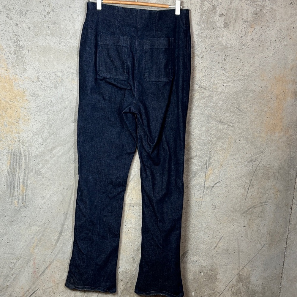 SPANXshape Everywhere High Rise Flare Jeans - Picture 4 of 8